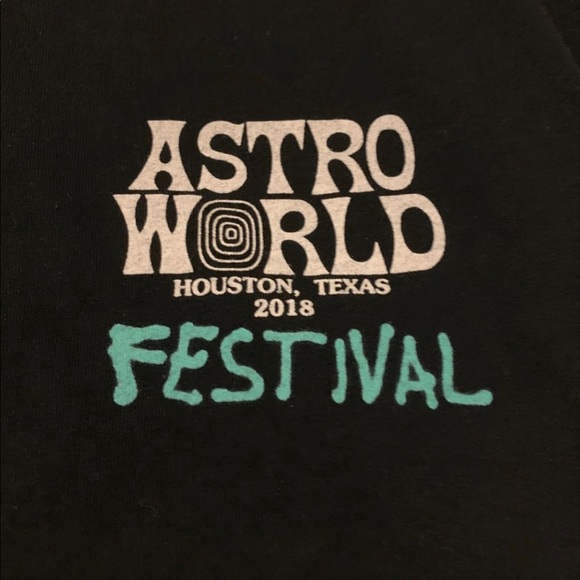 Official Travis Scott AstroWorld Festival Shirt - Picture 4 of 5